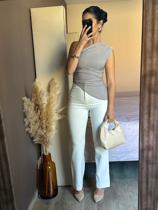 Top asymétrique