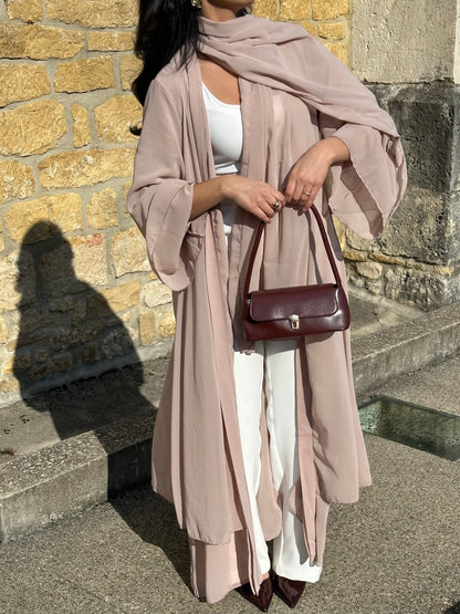 Abaya à volants (foulard inclus)