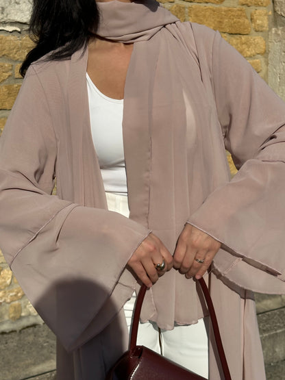 Abaya à volants (foulard inclus)